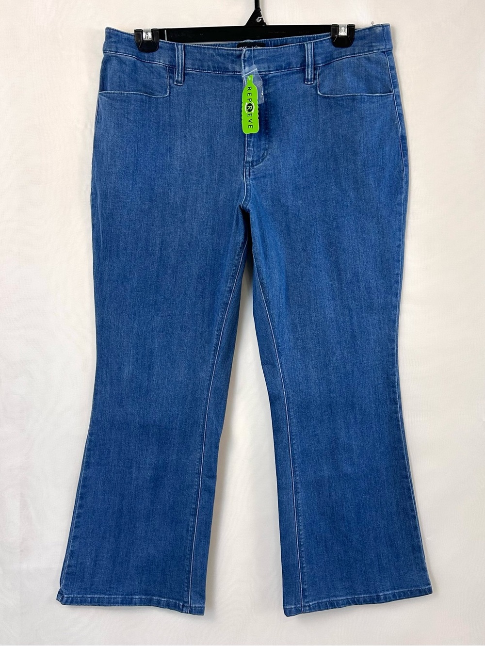 New Susan Graver Women’s Stretch Denim Classic Boot Cut Jean - 16 Petite